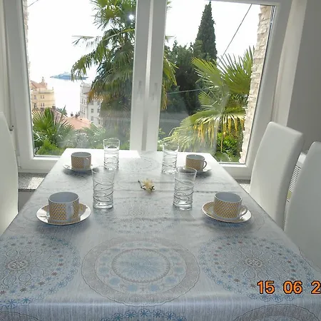 Enni Apartman *